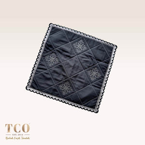Tatreez Mini Sajaddah in Midnight Black