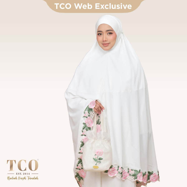 Telekung Nuur Fleur in Off White Soft Pink
