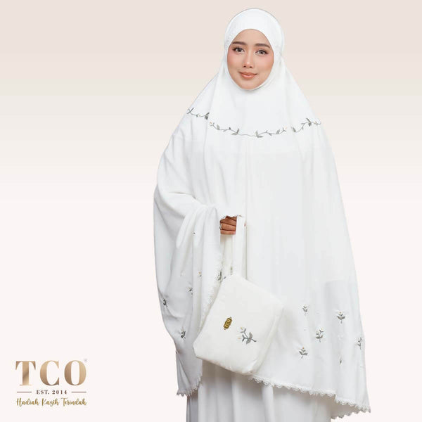 Telekung Nuur Petal in Off White Vanilla