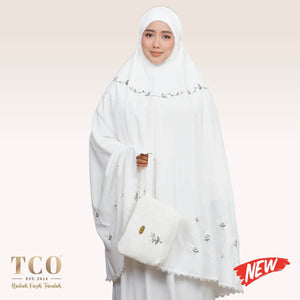 Telekung Nuur Petal in Off White Vanilla