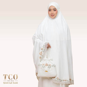 Telekung Nuur Rose in Off White Latte