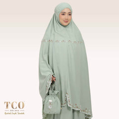 Telekung Pearl Yasmine in Serene Green