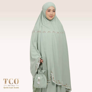Telekung Pearl Yasmine in Serene Green