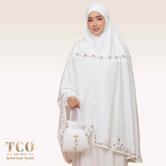 Telekung Pearl Yasmine in Snow White