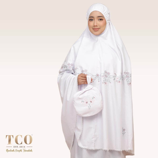 Telekung Salma