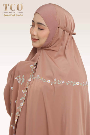 Telekung Daisy Luxe in Burnt Brick
