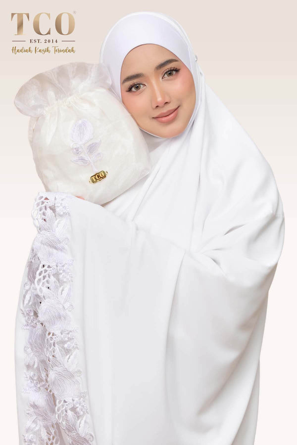 Telekung Nuur Fleur in Snow White Pure