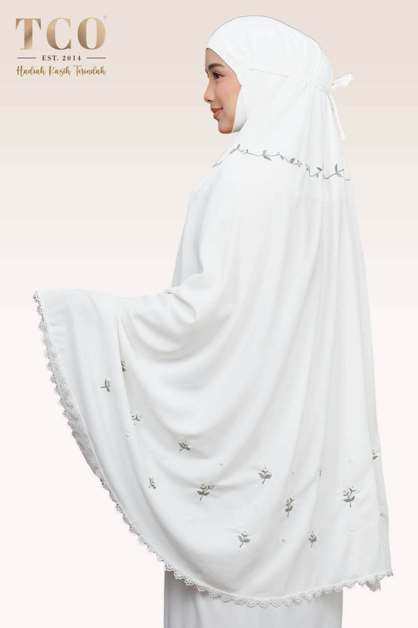 Telekung Nuur Petal in Off White Vanilla