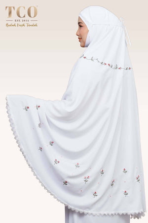 Telekung Nuur Petal in Snow White Fuchsia