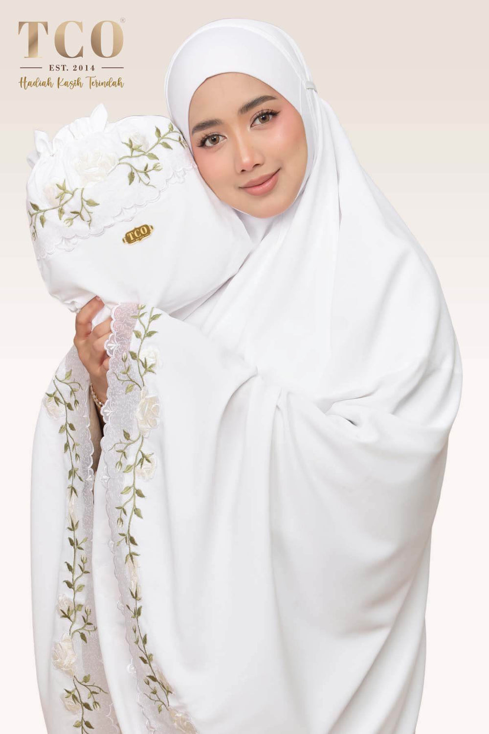 Telekung Nuur Rose in Snow White Ivory