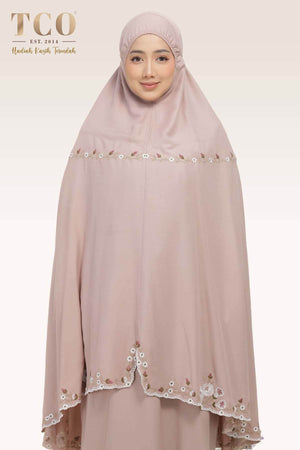 Telekung Pearl Yasmine in Creamy Mocha