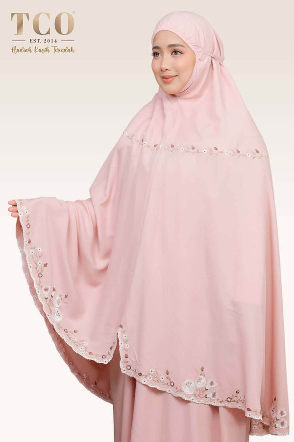 Telekung Pearl Yasmine in Pinky Blush