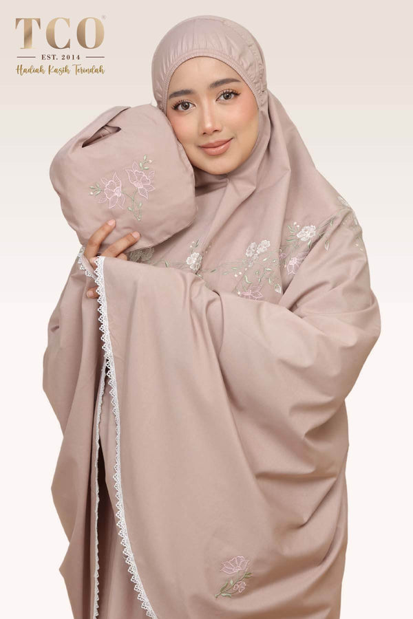 Telekung Salma in Toffee Latte