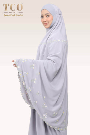 Telekung Daisy Luxe in Gray Lilac