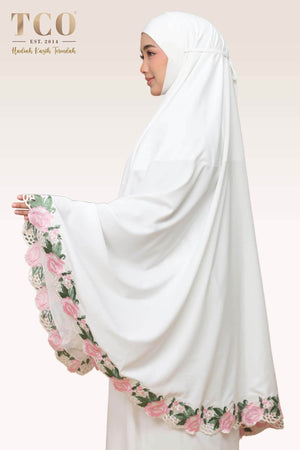 Telekung Nuur Fleur in Off White Soft Pink