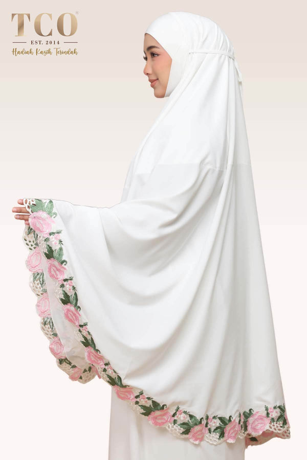 Telekung Nuur Fleur in Off White Soft Pink