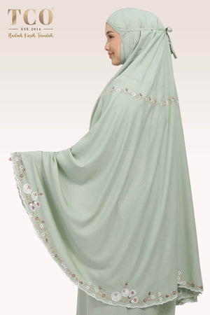 Telekung Pearl Yasmine in Serene Green