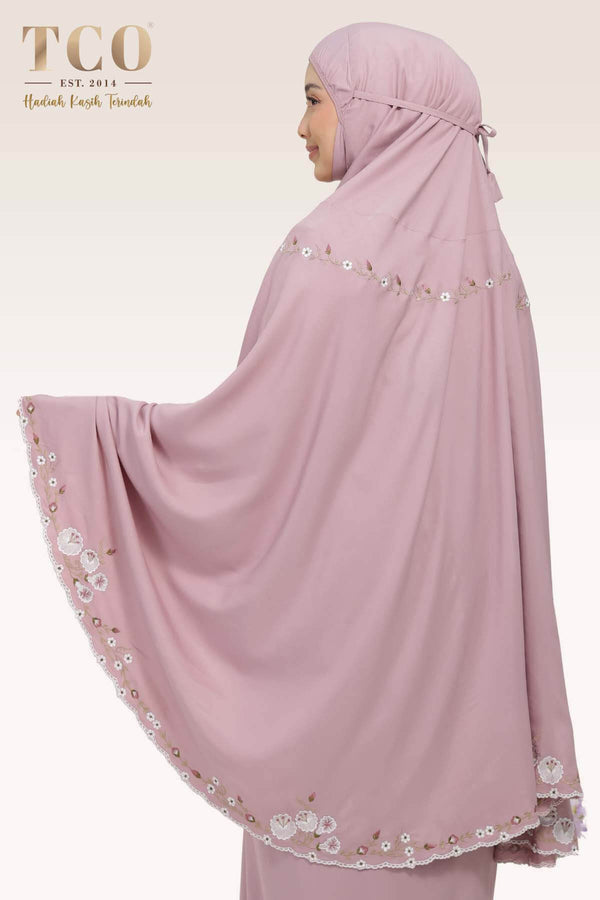 Telekung Pearl Yasmine in Plum Mauve