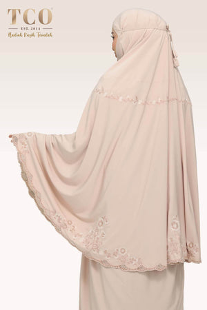 Telekung Windy Luxe in Almondy Latte