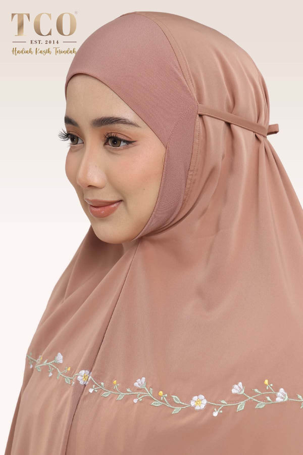 Telekung Daisy Luxe in Burnt Brick