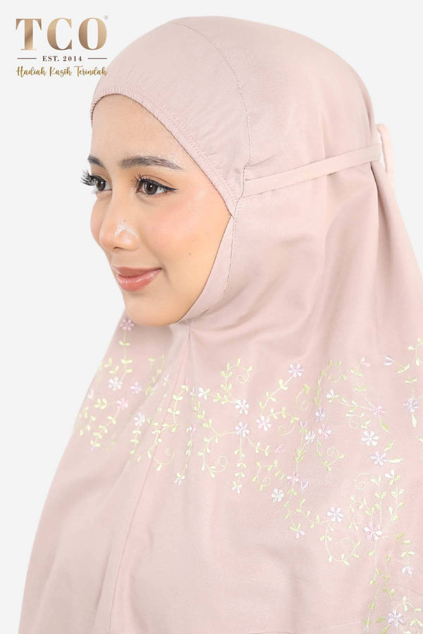 Telekung Melor in Light Latte