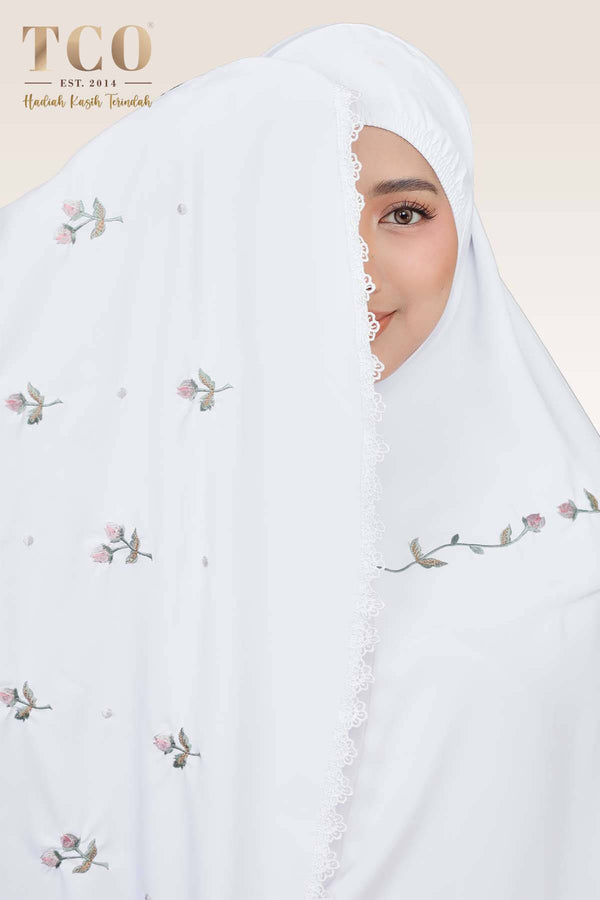 Telekung Nuur Petal in Snow White Berry