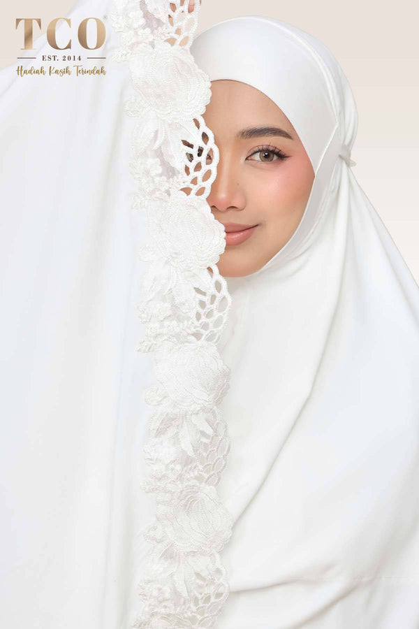Telekung Nuur Fleur in Off White Pure