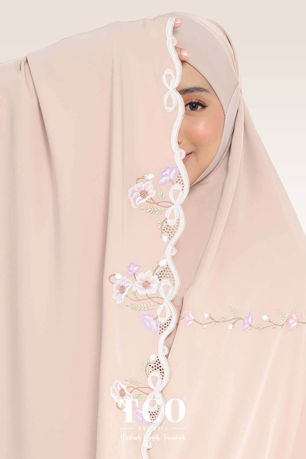 [LIMITED] Telekung Blossom Luxe in Almondy Latte