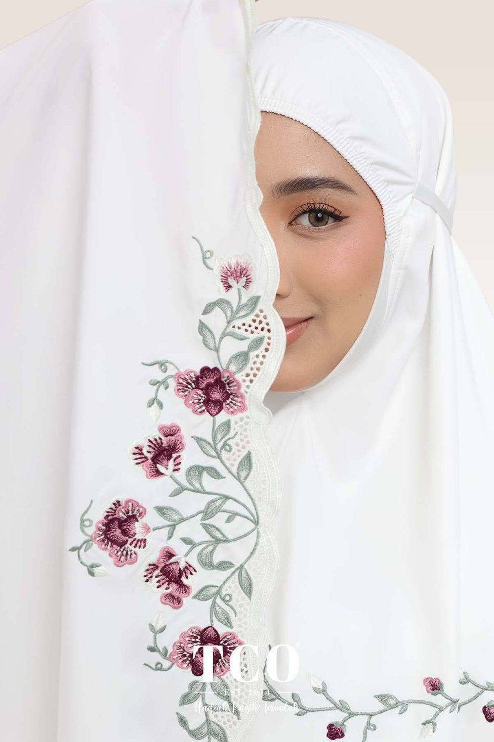 Telekung Mekar Luxe in Off White