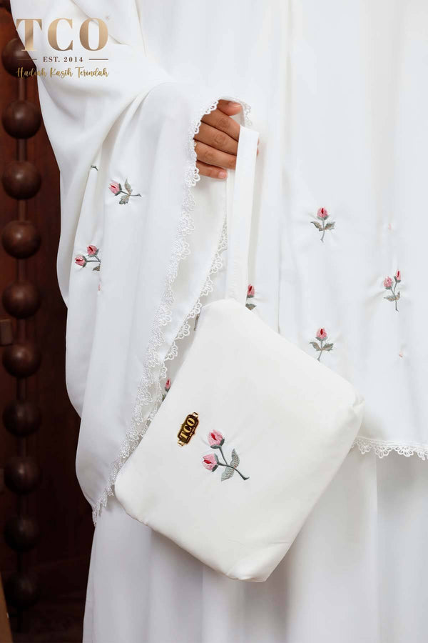 Telekung Nuur Petal in Off White Fuchsia