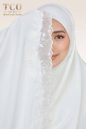Telekung Nuur Rose in Off White Pure