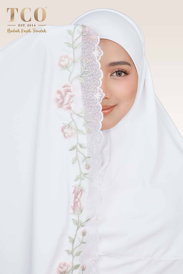 Telekung Nuur Rose in Snow White Pastel