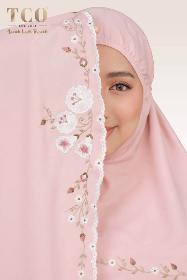 Telekung Pearl Yasmine in Pinky Blush