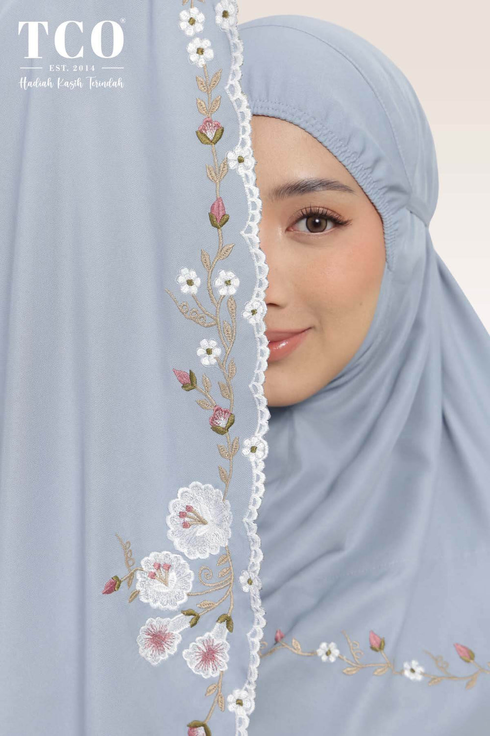 Telekung Pearl Yasmine in Smoky Bluish