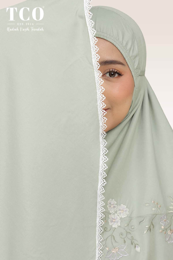 Telekung Salma in Dusty Green