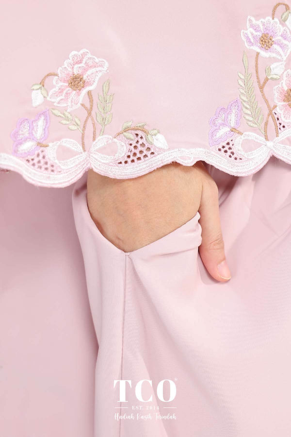 Telekung Blossom Luxe in Dusty Rose