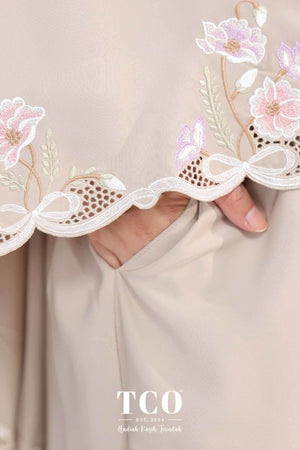[LIMITED] Telekung Blossom Luxe in Hazel Wood