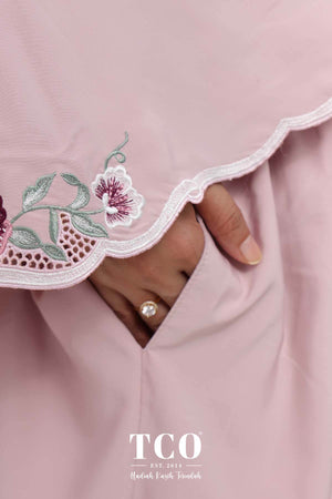 Telekung Mekar Luxe in Dusty Rose