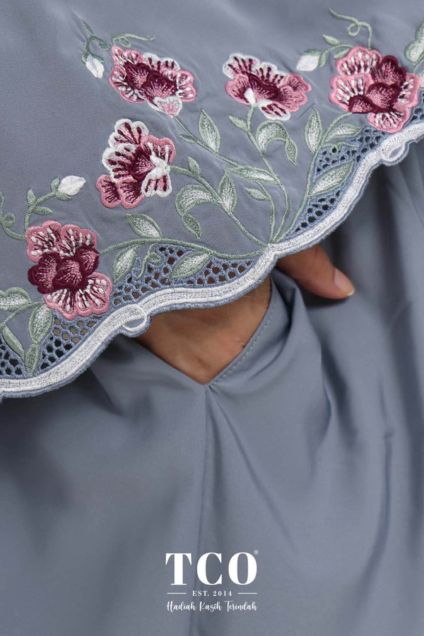 Telekung Mekar Luxe in Icy Gray