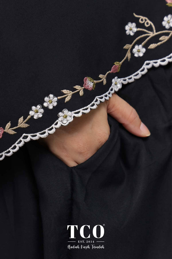 Telekung Pearl Yasmine in Classic Black