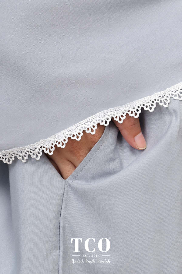 Telekung Salma in Ash Gray