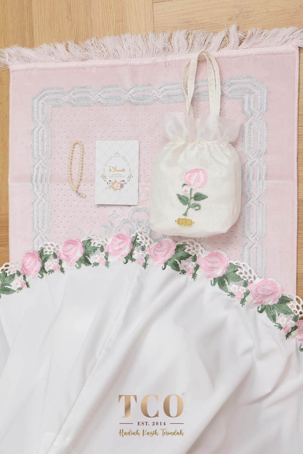 Telekung Nuur Fleur in Off White Soft Pink