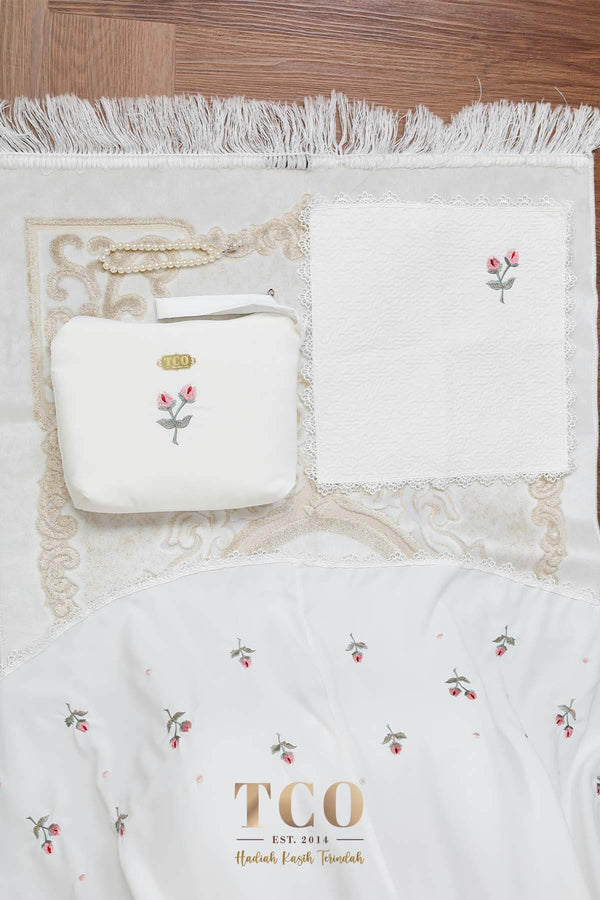 Telekung Nuur Petal in Off White Fuchsia