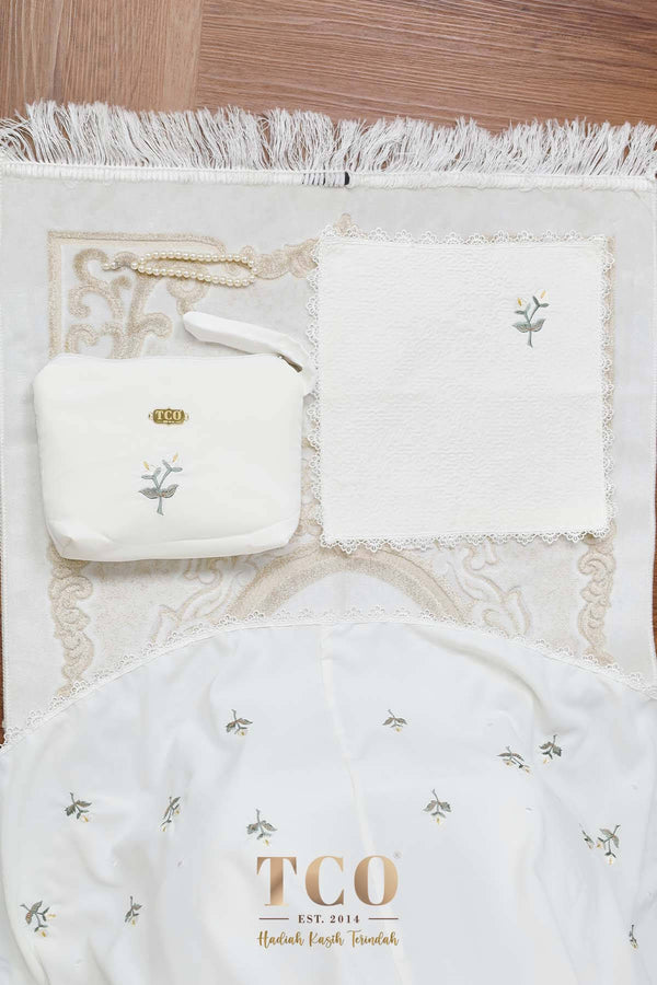 Telekung Nuur Petal in Off White Vanilla