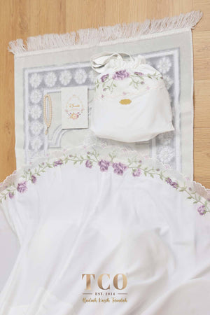 Telekung Nuur Rose in Off White Lavender