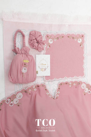 Telekung Pearl Yasmine in Pastel Rose