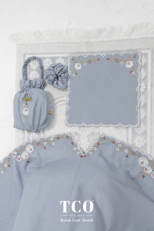 Telekung Pearl Yasmine in Smoky Bluish