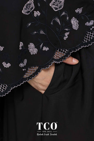 Telekung Windy Luxe in Jet Black